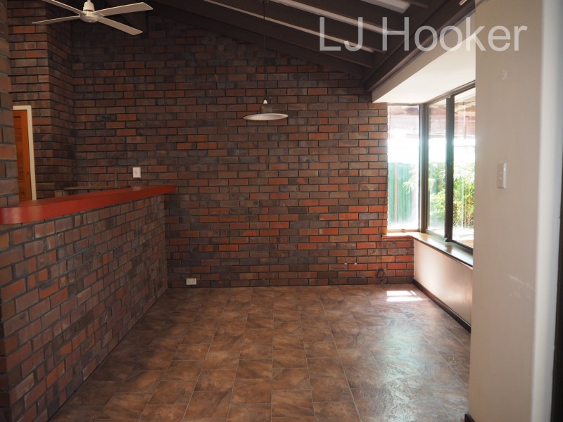 93 Donald Drive, Safety Bay WA 6169