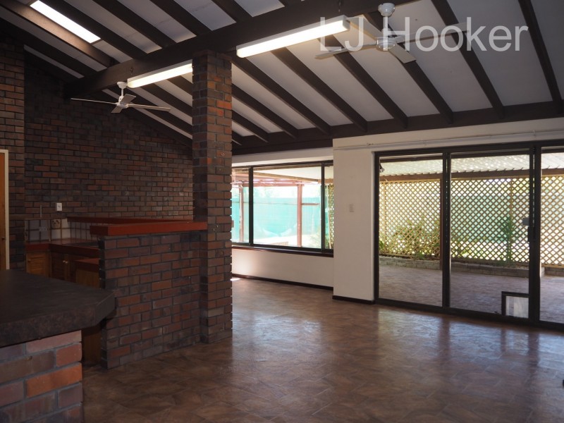 93 Donald Drive, Safety Bay WA 6169