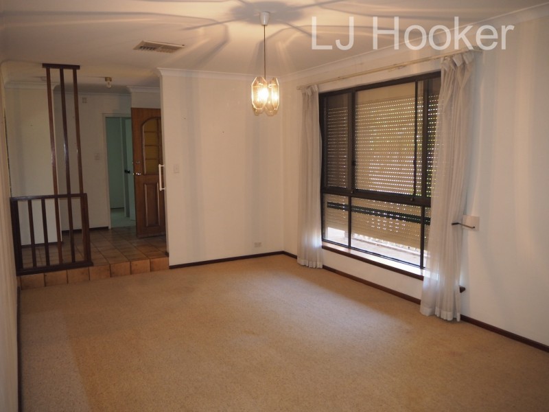 93 Donald Drive, Safety Bay WA 6169