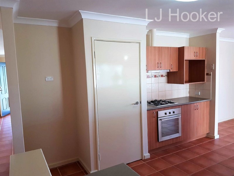 21 Eva Lynch Way, Port Kennedy WA 6172