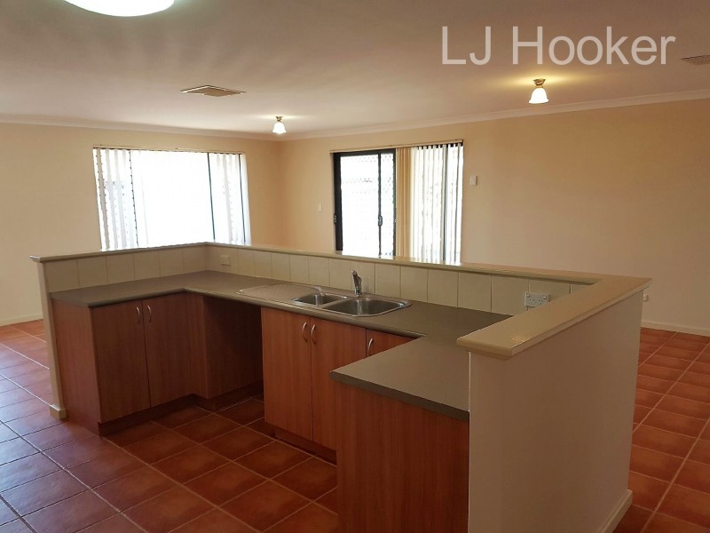 21 Eva Lynch Way, Port Kennedy WA 6172