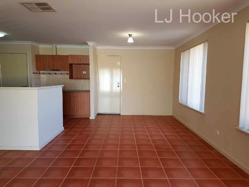 21 Eva Lynch Way, Port Kennedy WA 6172