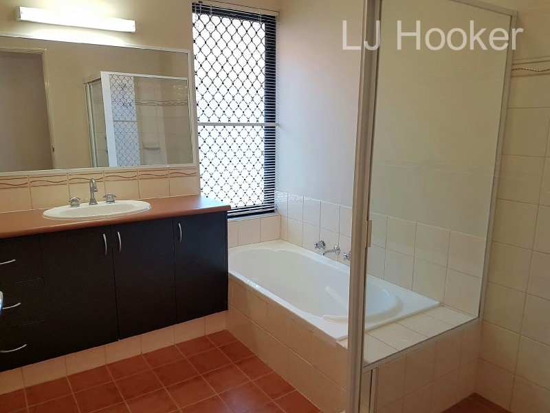 21 Eva Lynch Way, Port Kennedy WA 6172