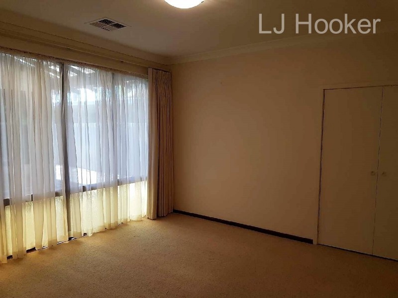 11 Fourth Avenue, Shoalwater WA 6169