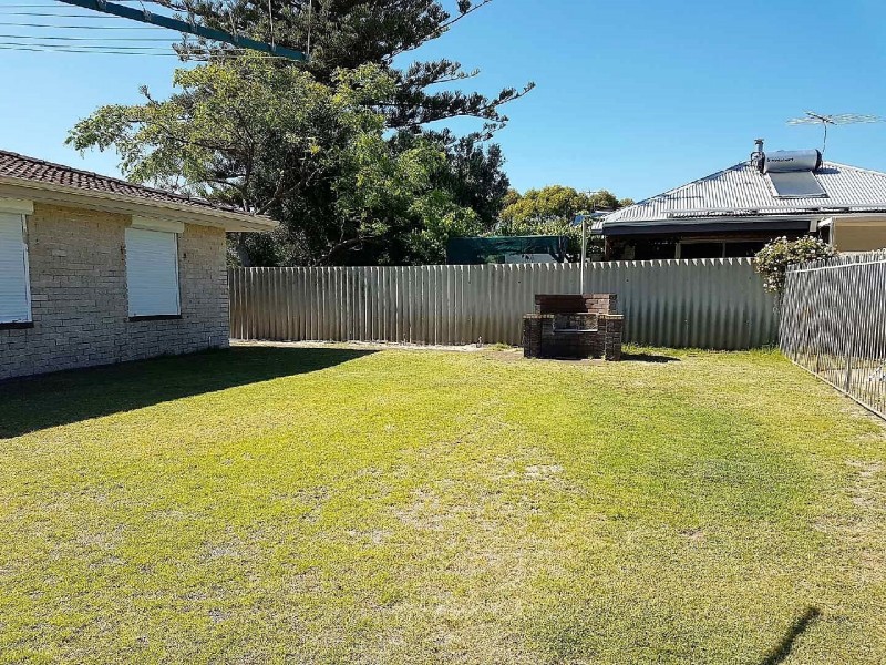 11 Fourth Avenue, Shoalwater WA 6169