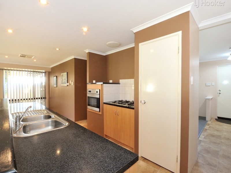 6 Yelka Way, Bertram WA 6167