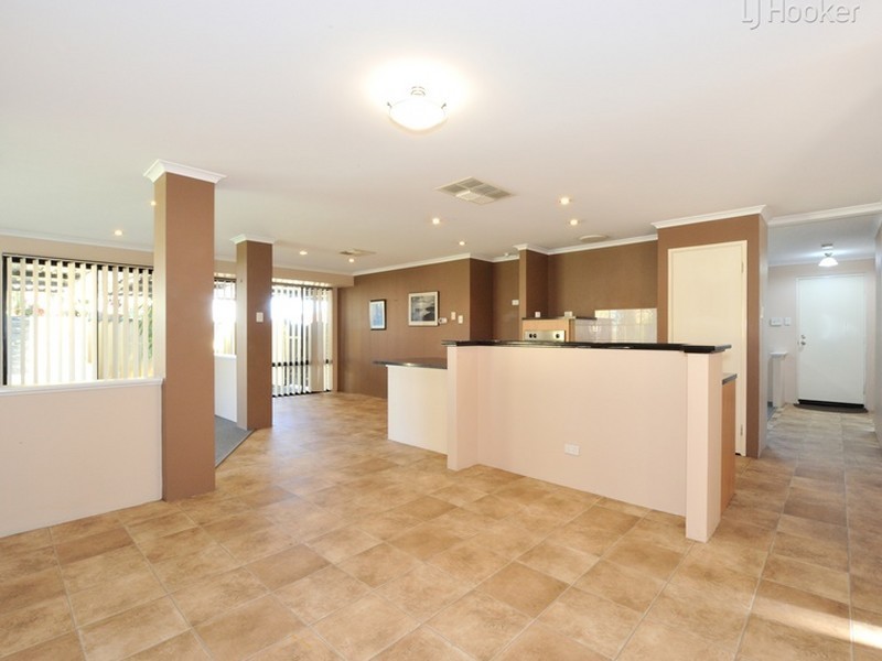 6 Yelka Way, Bertram WA 6167