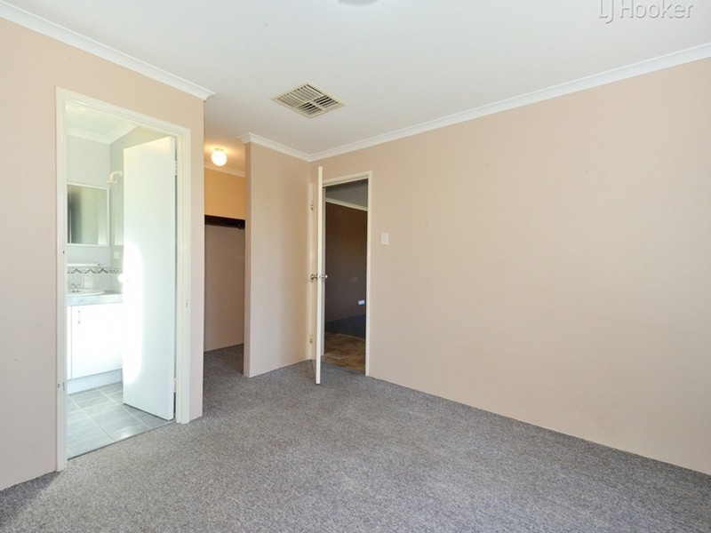 6 Yelka Way, Bertram WA 6167