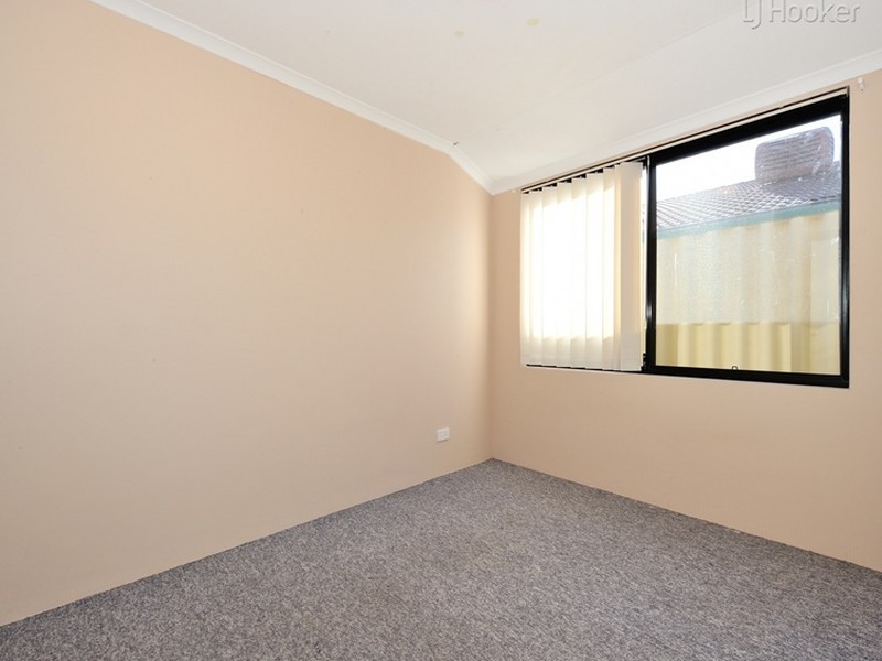 6 Yelka Way, Bertram WA 6167