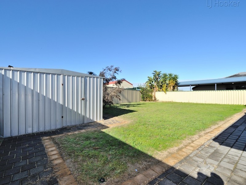 6 Yelka Way, Bertram WA 6167