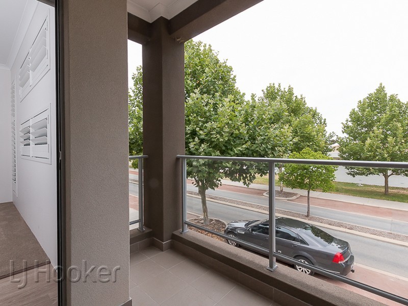 34 Emma Street, Rockingham WA 6168