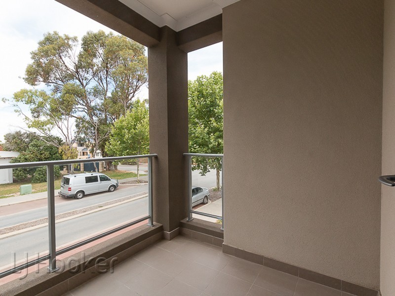 34 Emma Street, Rockingham WA 6168