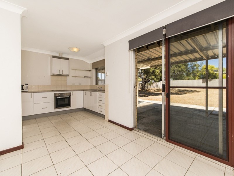 47 Warnbro Sound Avenue, Warnbro WA 6169