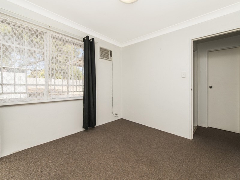 47 Warnbro Sound Avenue, Warnbro WA 6169