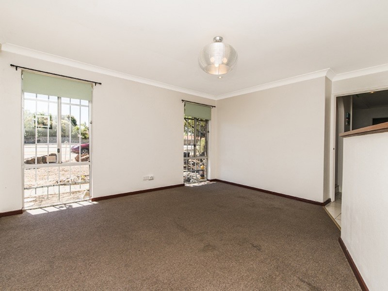 47 Warnbro Sound Avenue, Warnbro WA 6169