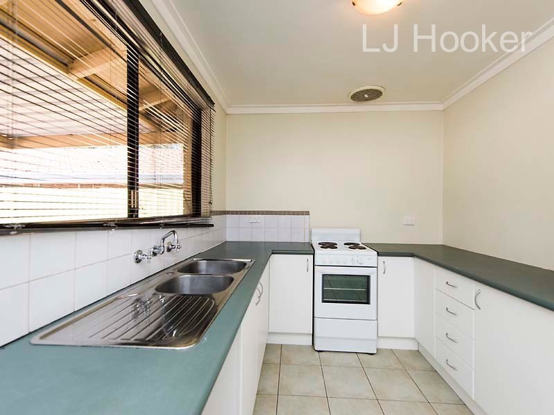 24 Park Drive, Cooloongup WA 6168