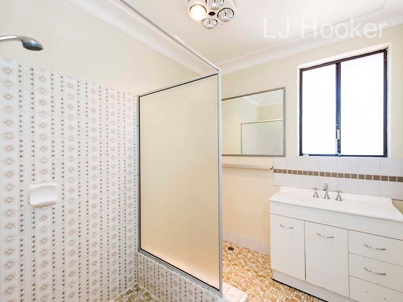 24 Park Drive, Cooloongup WA 6168