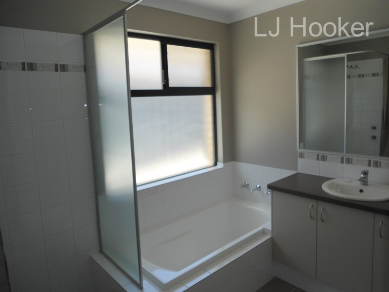 70 Claret Ash Boulevard, Baldivis WA 6171