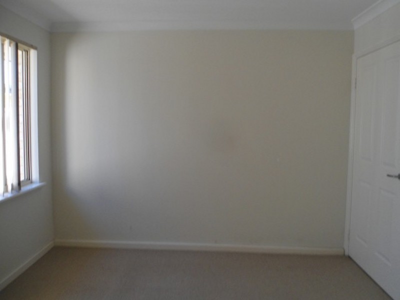 68 Mandalay Bend, Secret Harbour WA 6173