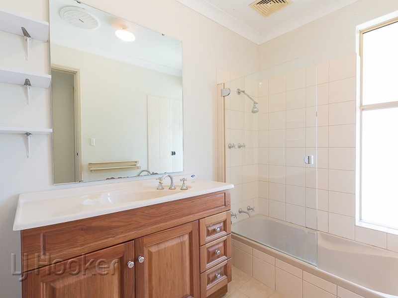 57 Goongarie Drive, Waikiki WA 6169