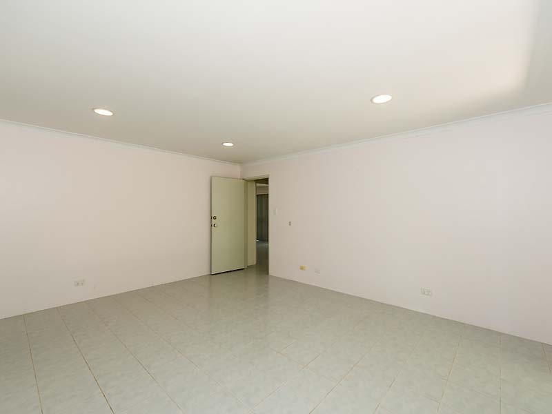 129 Penguin Road, Safety Bay WA 6169