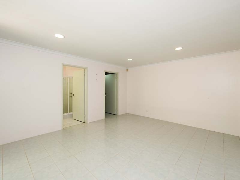 129 Penguin Road, Safety Bay WA 6169