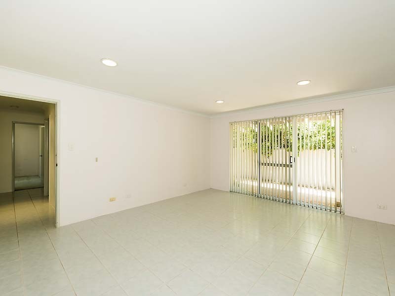 129 Penguin Road, Safety Bay WA 6169