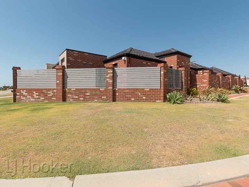 12 Kimberley Drive, Secret Harbour WA 6173