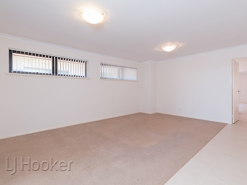 12 Kimberley Drive, Secret Harbour WA 6173