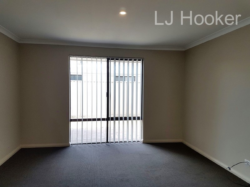 18 Jims Crescent, Secret Harbour WA 6173