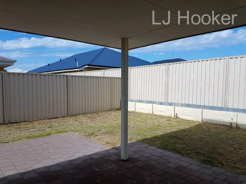 18 Jims Crescent, Secret Harbour WA 6173
