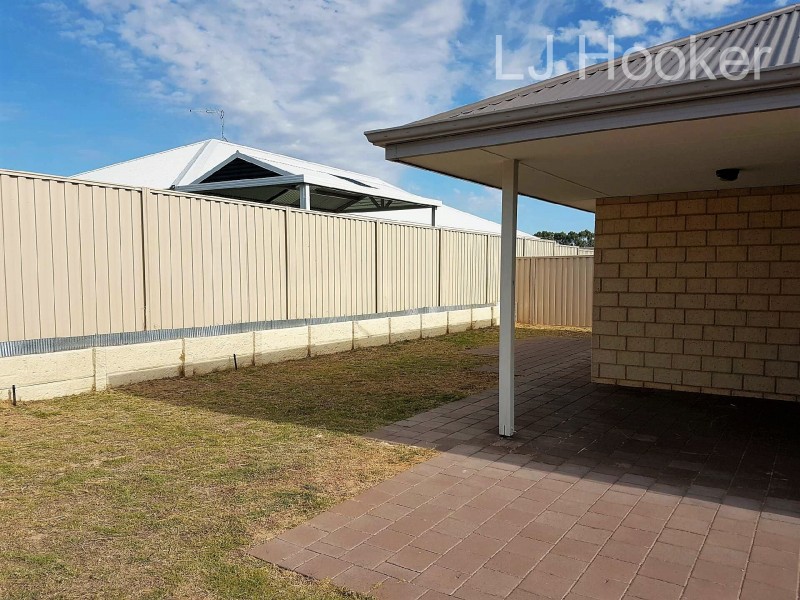 18 Jims Crescent, Secret Harbour WA 6173