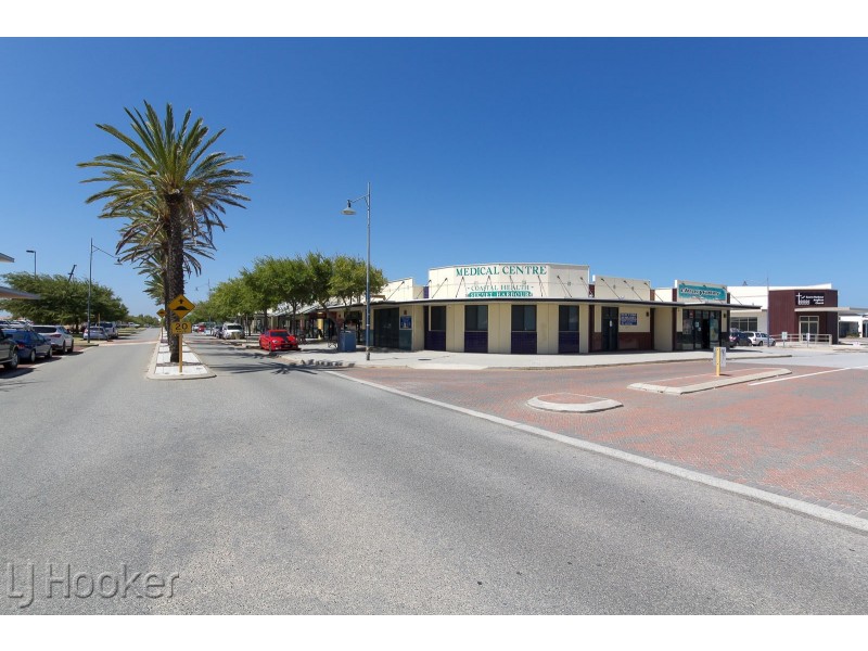 18 Jims Crescent, Secret Harbour WA 6173