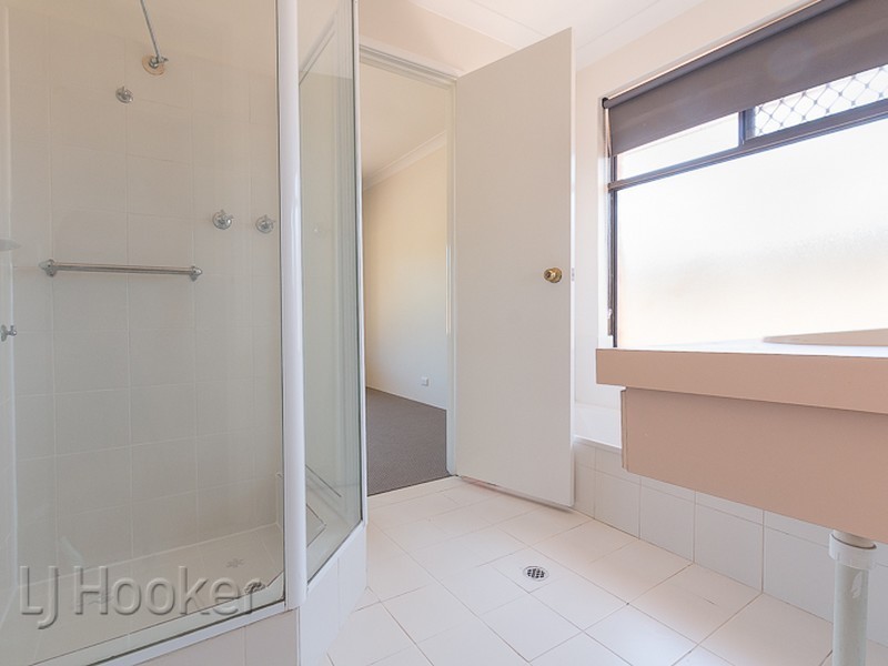 108 Seabrooke Avenue, Rockingham WA 6168