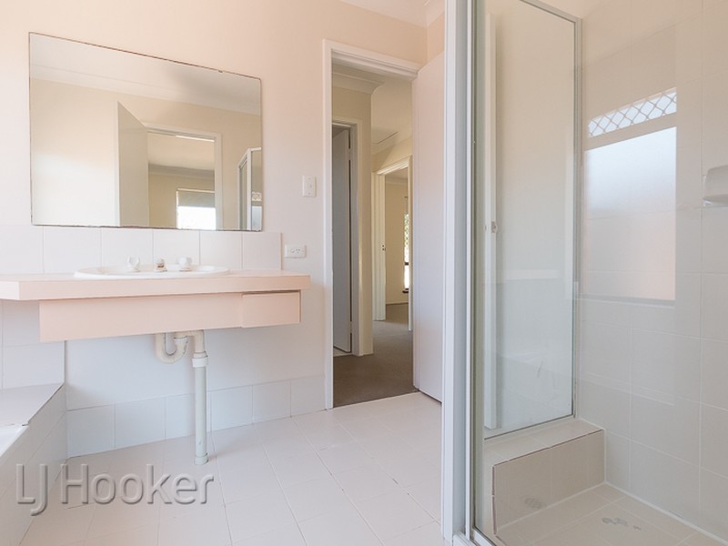 108 Seabrooke Avenue, Rockingham WA 6168