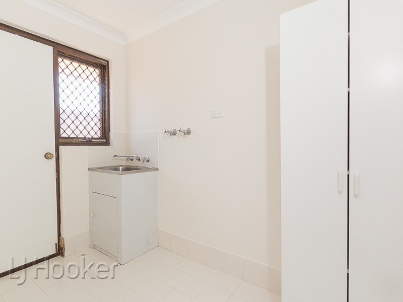 108 Seabrooke Avenue, Rockingham WA 6168