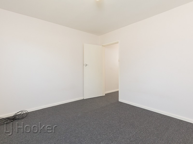 Unit 4/4 Minchinson Street, Shoalwater WA 6169