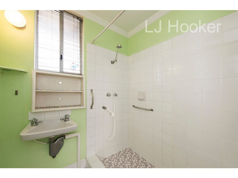 Unit 1/1-3 George Street, Rockingham WA 6168