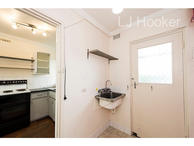 Unit 1/1-3 George Street, Rockingham WA 6168
