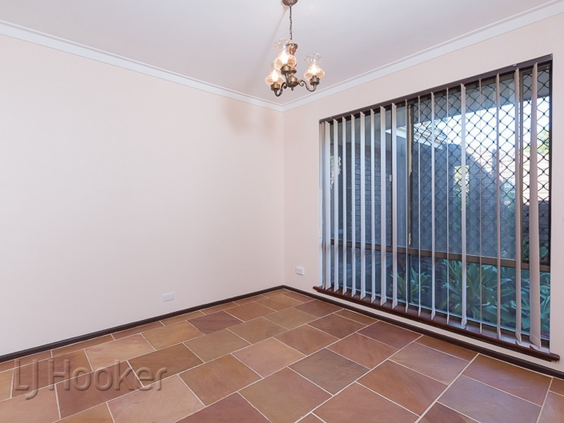 8 Kingallon Court, Rockingham WA 6168