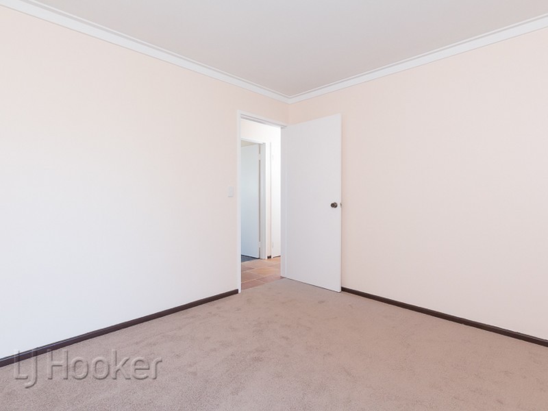 8 Kingallon Court, Rockingham WA 6168