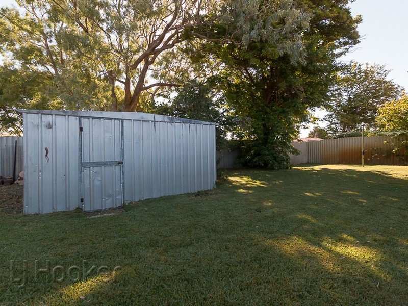 8 Kingallon Court, Rockingham WA 6168