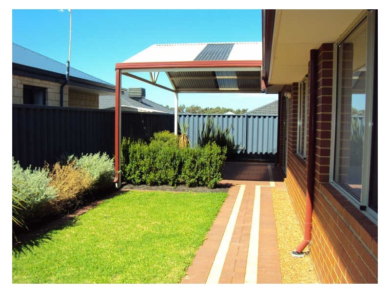 10 Corymbia Green, Baldivis WA 6171