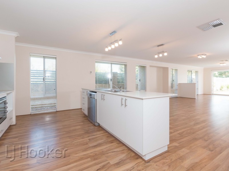 18 Rubens Circuit, Baldivis WA 6171