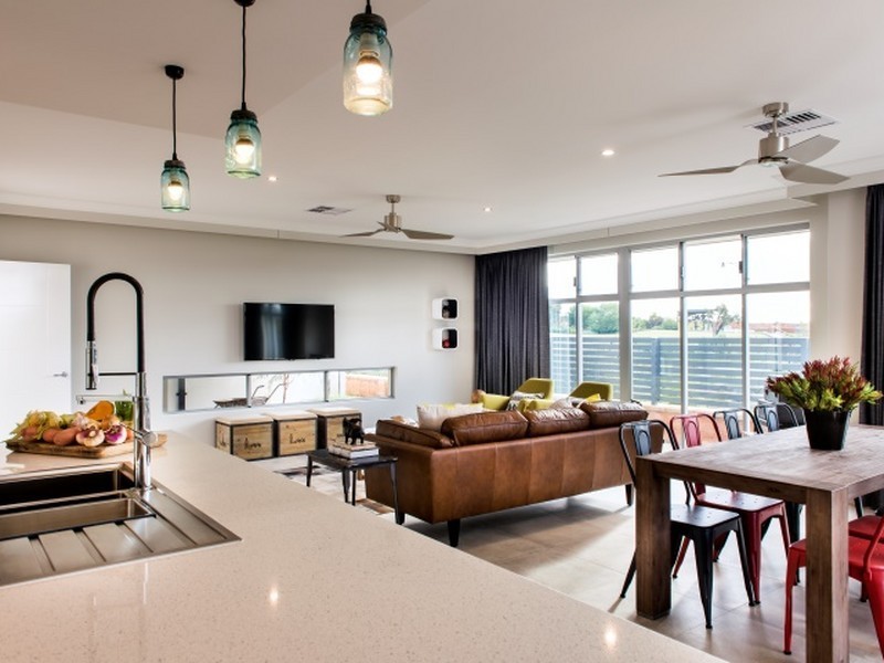 22 Bruny Meander, Wandi WA 6167