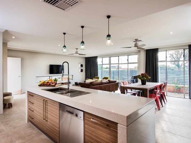 22 Bruny Meander, Wandi WA 6167