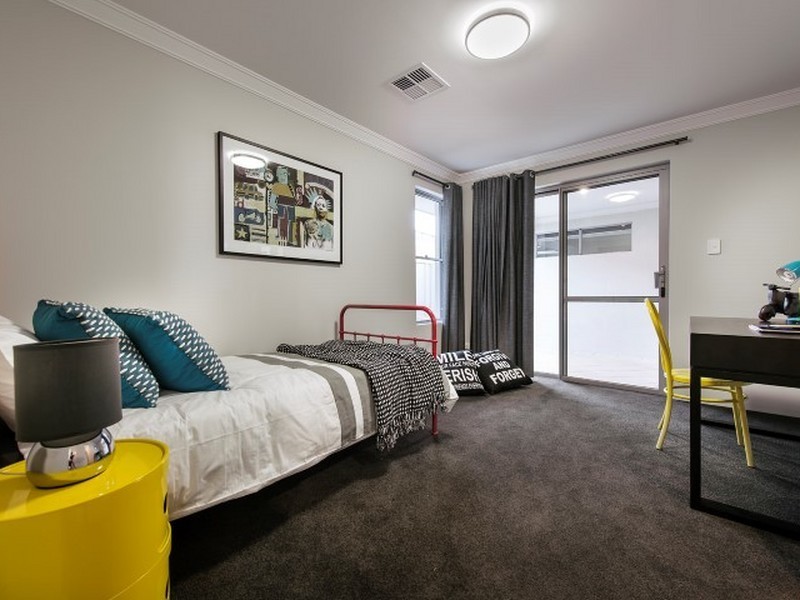 22 Bruny Meander, Wandi WA 6167