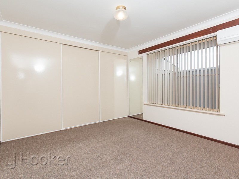 8 Georgetown Drive, Safety Bay WA 6169