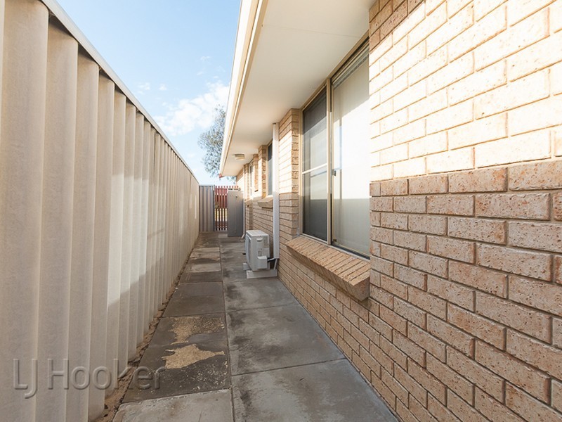 8 Georgetown Drive, Safety Bay WA 6169