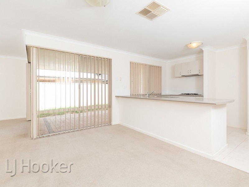 68 Mandalay Bend, Secret Harbour WA 6173